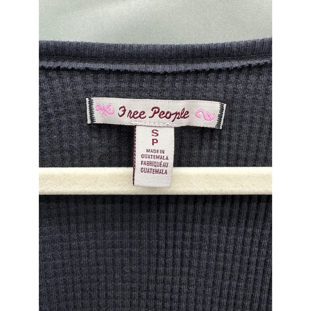 Free People Santa Clara Thermal Top Black Waffle Knit Size S OB1581265 Cozy NWT - Picture 4 of 10